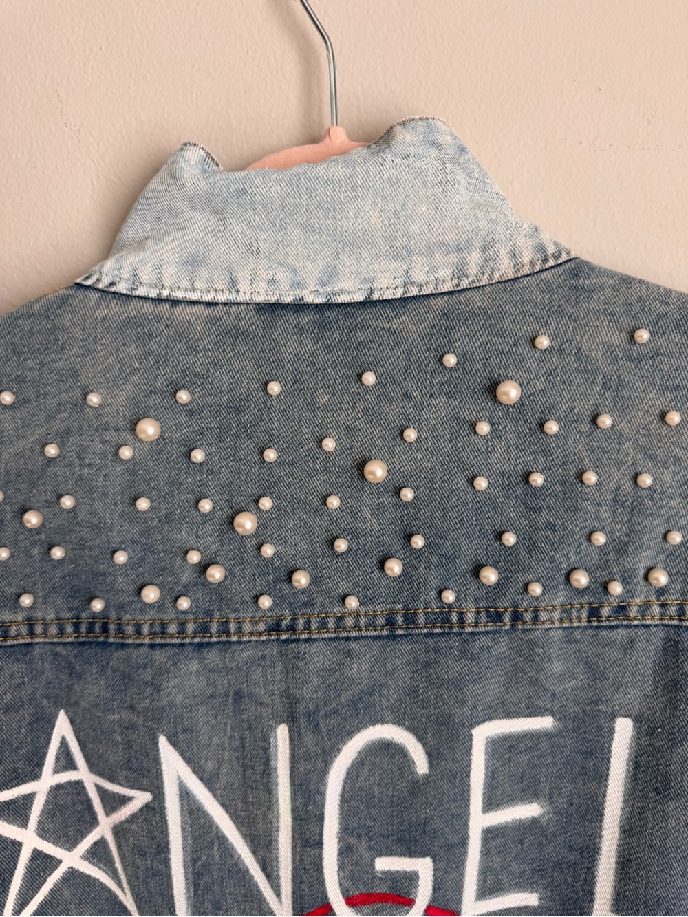 Hand Painted Angel Denim Jacket Pearl Studded Custom Artist Jacket Size M - Picture 5 of 12